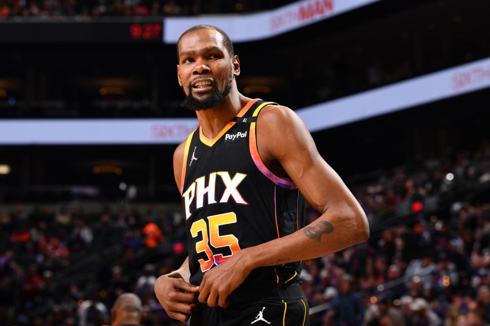 明晚的比赛 明晚的比赛